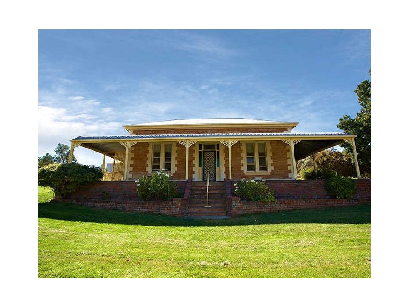 2 Dolan Road, Clare SA 5453