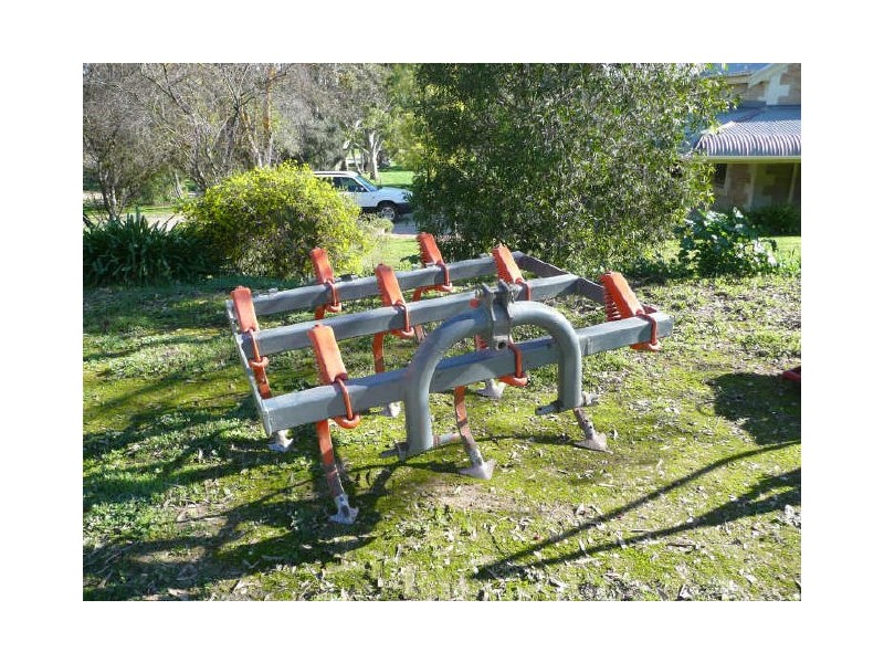 2A Dolan Road, Clare SA 5453