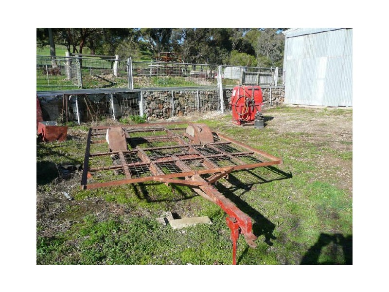 2A Dolan Road, Clare SA 5453