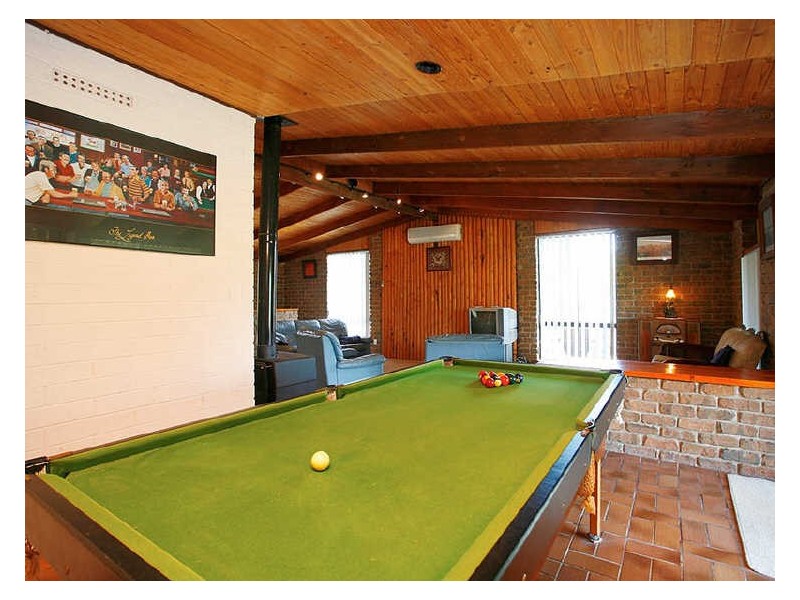 6 St Just Street, Burra SA 5417