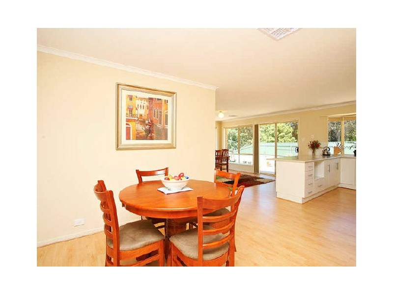 14 Rocky Glen Court, Clare SA 5453