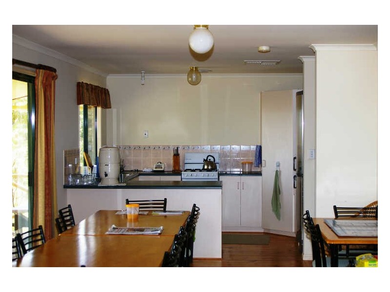 1/ Government Road, Clare SA 5453