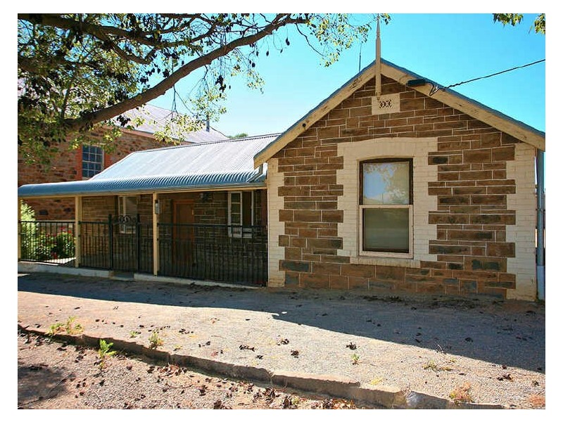 13 Kingston Street, Burra SA 5417