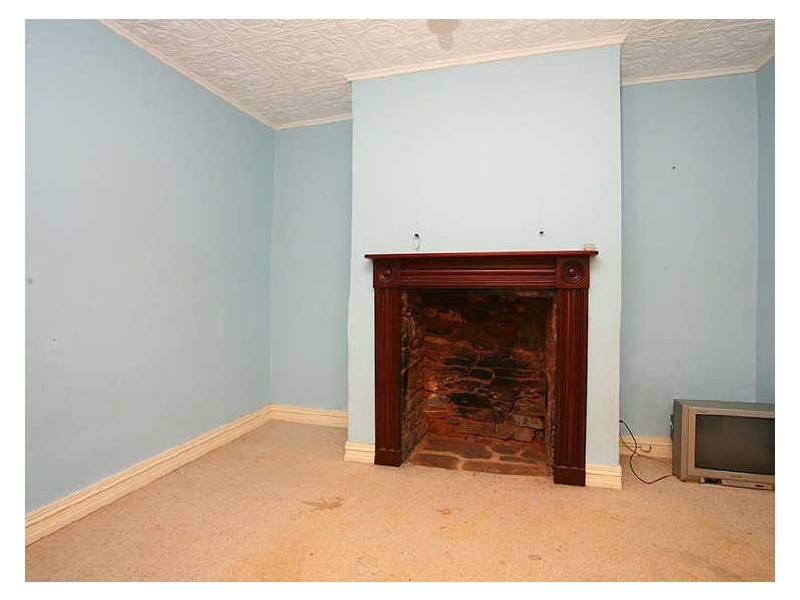 13 Kingston Street, Burra SA 5417