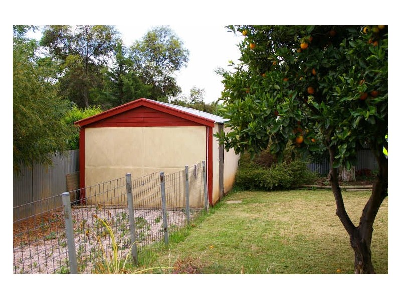 10 Melrose Avenue, Clare SA 5453