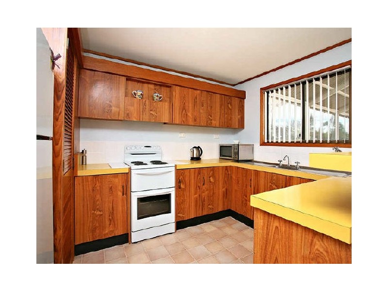 10 Hartley Road, Clare SA 5453