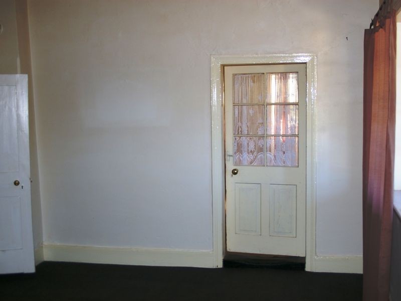 6 Helston Street, Burra SA 5417