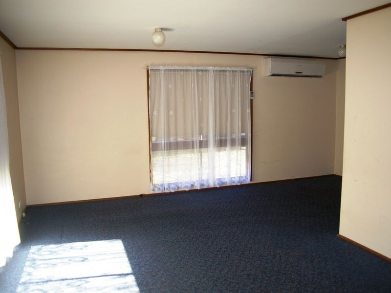 1 Arthur Street, Clare SA 5453