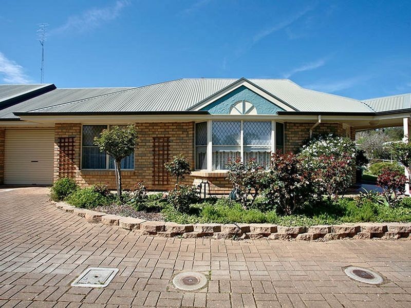 1/43 Beare Street, Clare SA 5453