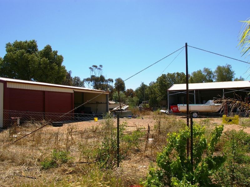 15 Frances Street, Lochiel SA 5510