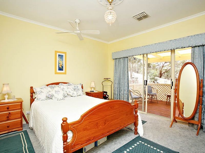 Blockers Road, Clare SA 5453