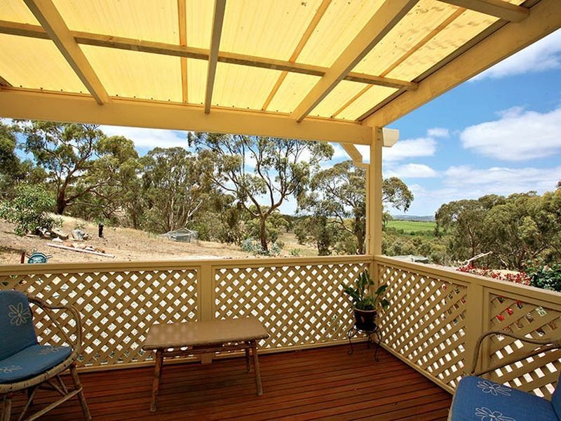 Blockers Road, Clare SA 5453