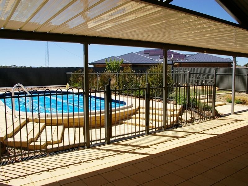 40 JS McEwin Terrace, Blyth SA 5462