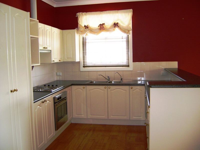 22 Essington Avenue, Clare SA 5453