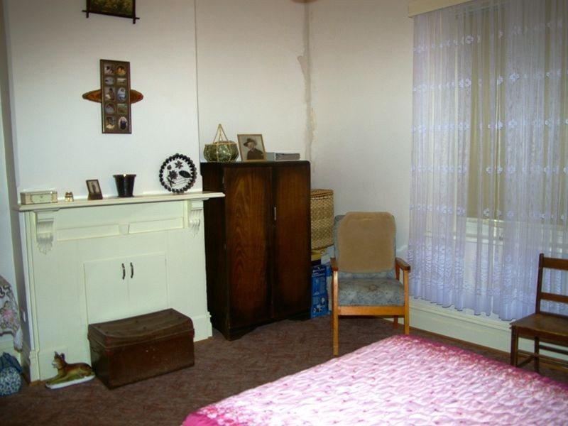 16 Gloucester Road, Jamestown SA 5491