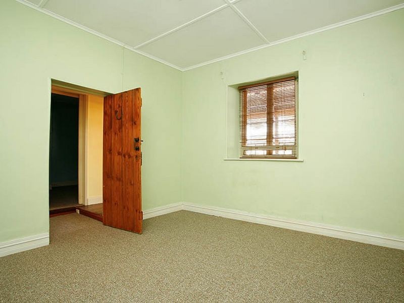 13 Kingston Street, Burra SA 5417