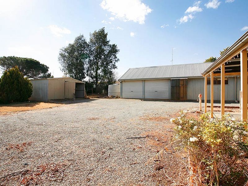 13 Kingston Street, Burra SA 5417