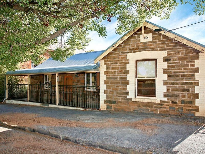 13 Kingston Street, Burra SA 5417