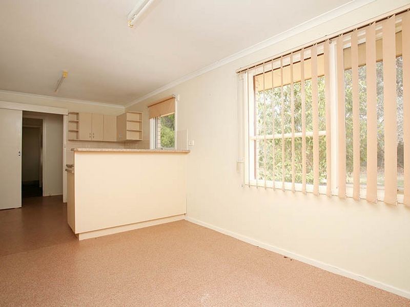 6 Charles Street, Riverton SA 5412