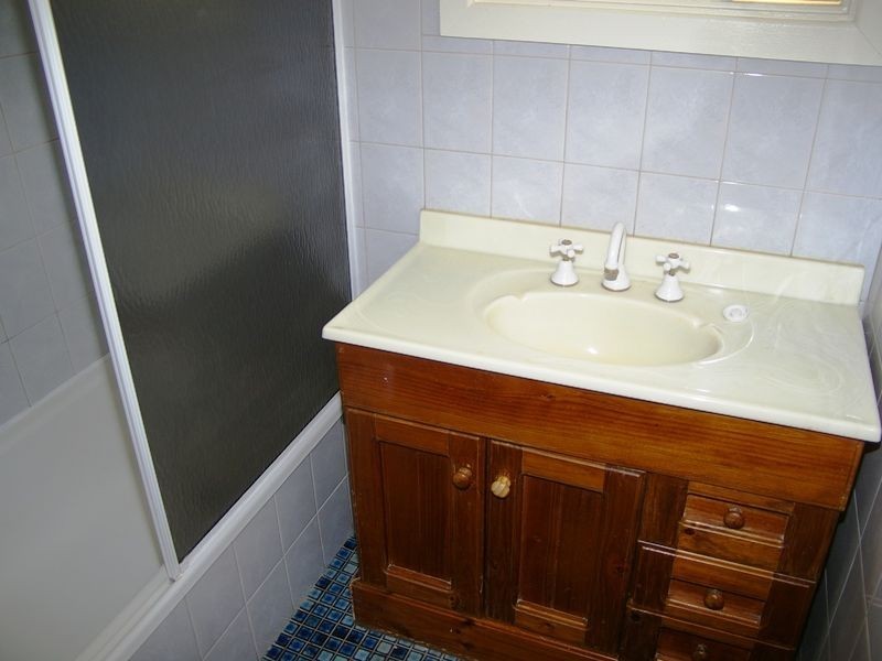 23 Pattullo Avenue, Clare SA 5453