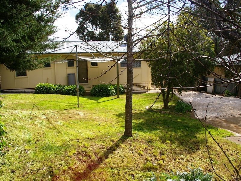 23 Pattullo Avenue, Clare SA 5453