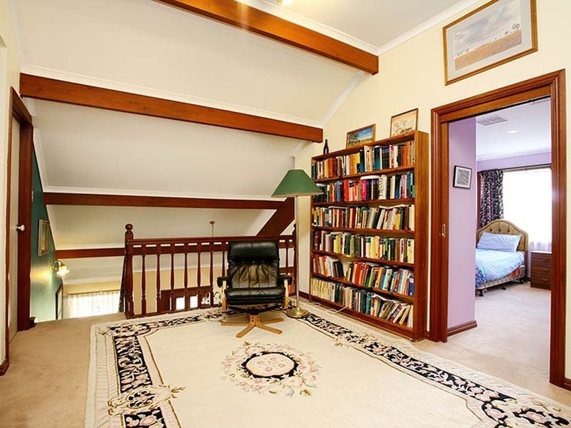 27 Daly Street, Clare SA 5453