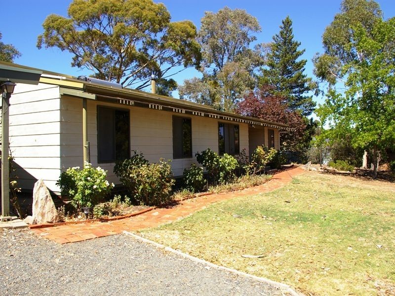 44 Blyth Road, Clare SA 5453