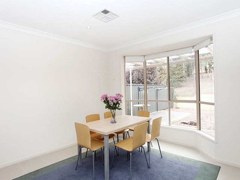 8B Wright Place, Clare SA 5453