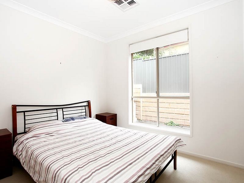 8B Wright Place, Clare SA 5453