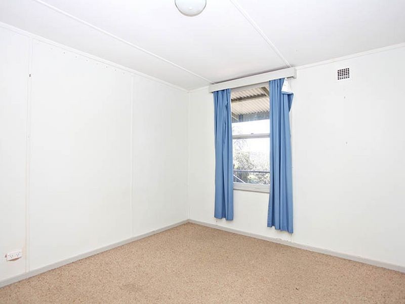 28 Kelly Street, Clare SA 5453