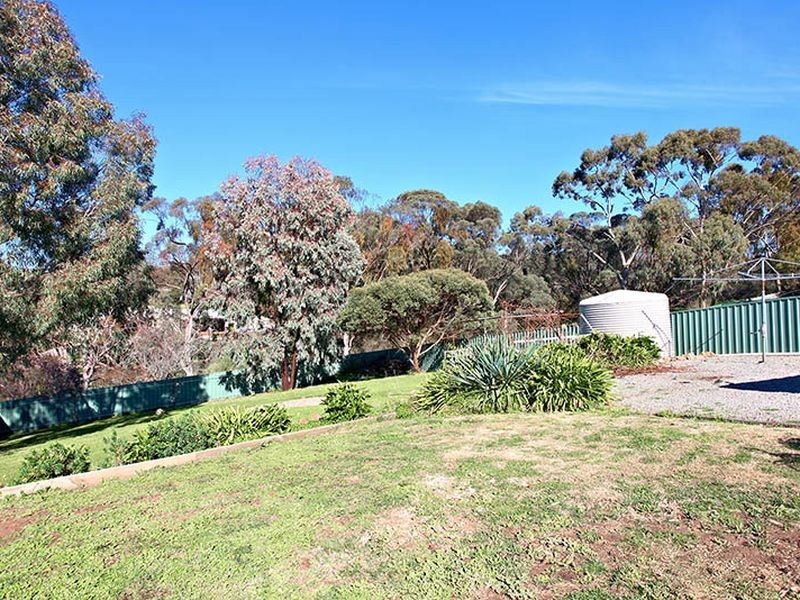 28 Kelly Street, Clare SA 5453