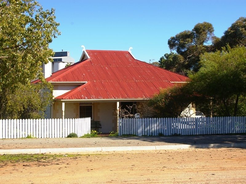 25 High Street, Wirrabara SA 5481