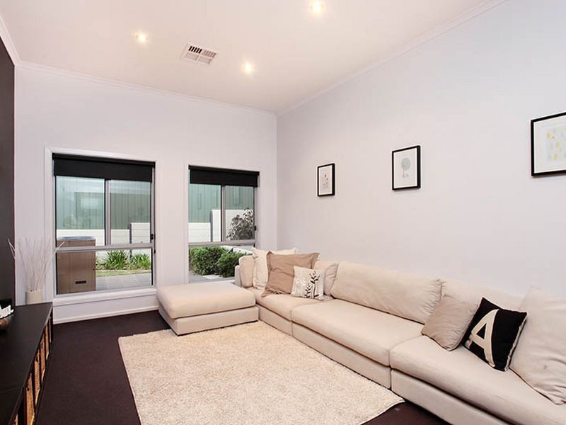 21 Trezise Way, Clare SA 5453