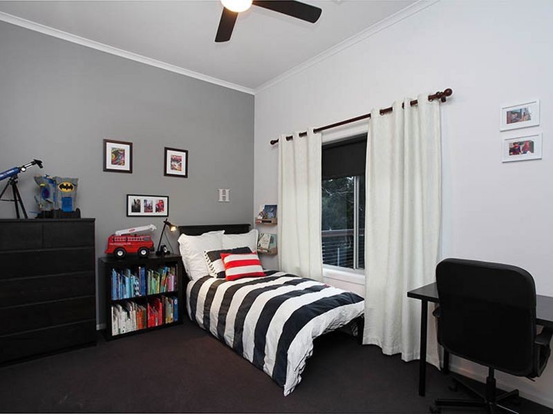 21 Trezise Way, Clare SA 5453