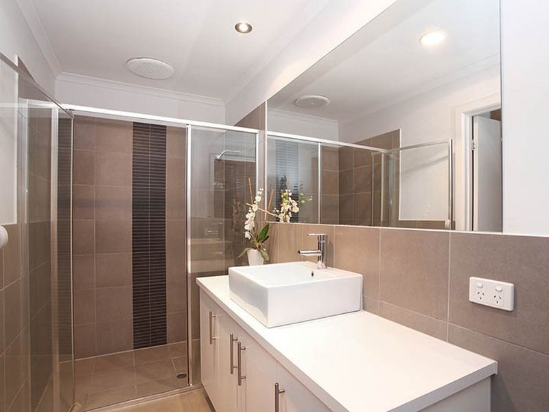 21 Trezise Way, Clare SA 5453