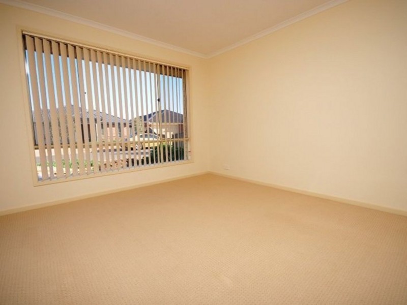 18 Lafitte Way, Andrews Farm SA 5114