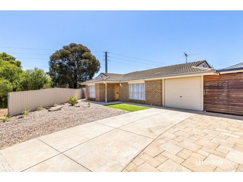 72 Balmoral Circuit, Blakeview SA 5114