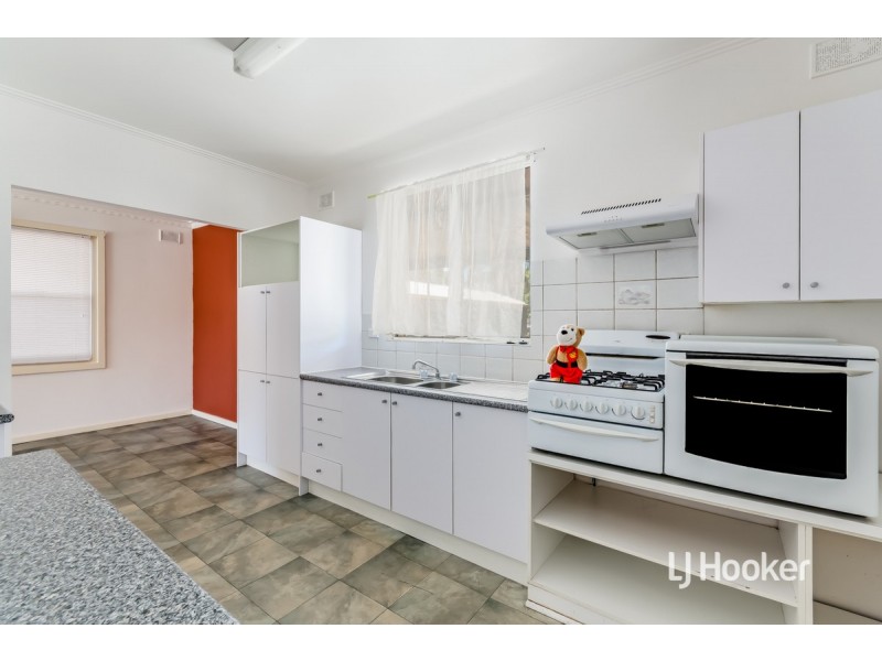 6 Forrestall Road, Elizabeth Downs SA 5113