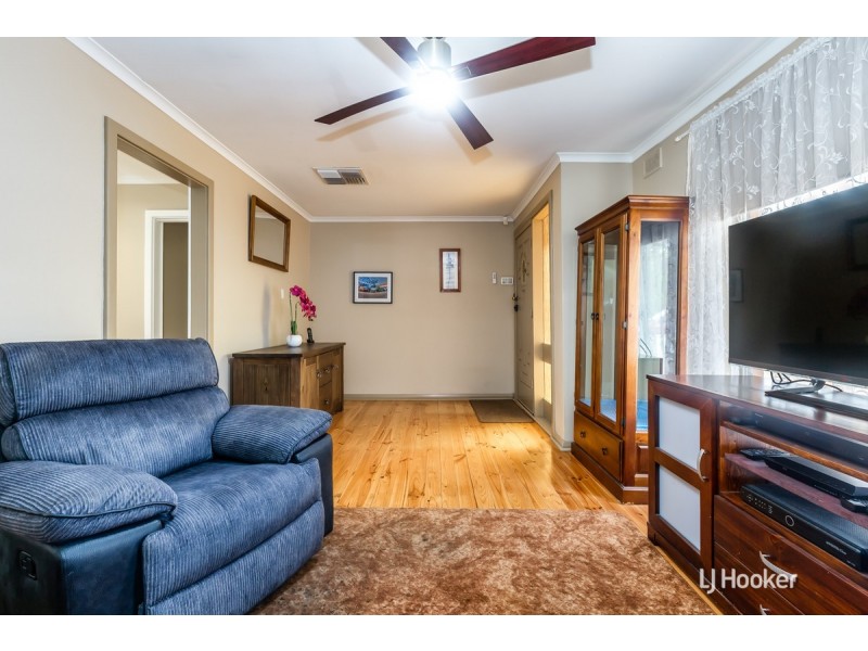 152 McKenzie Road, Elizabeth Downs SA 5113