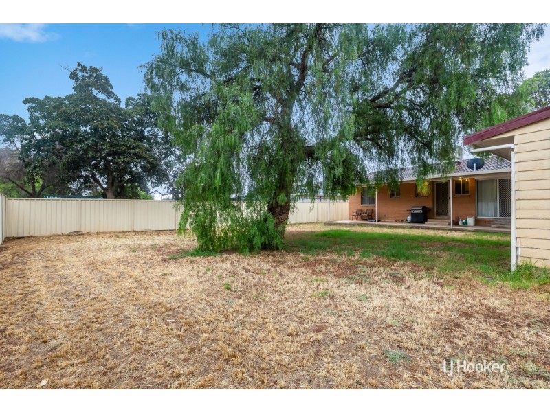 152 McKenzie Road, Elizabeth Downs SA 5113