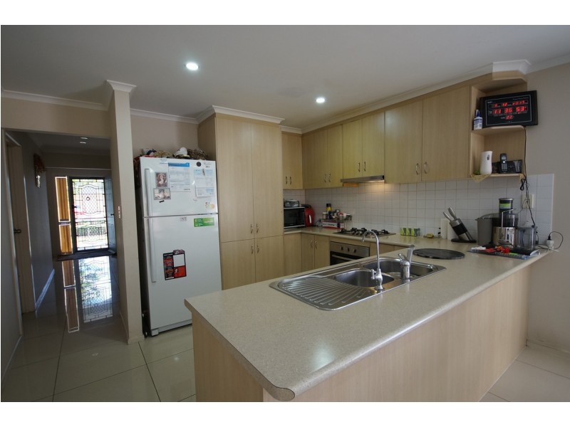 6 West Parkway, Andrews Farm SA 5114