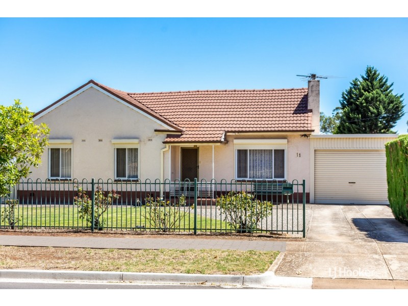 11 McLean Street, Elizabeth Park SA 5113