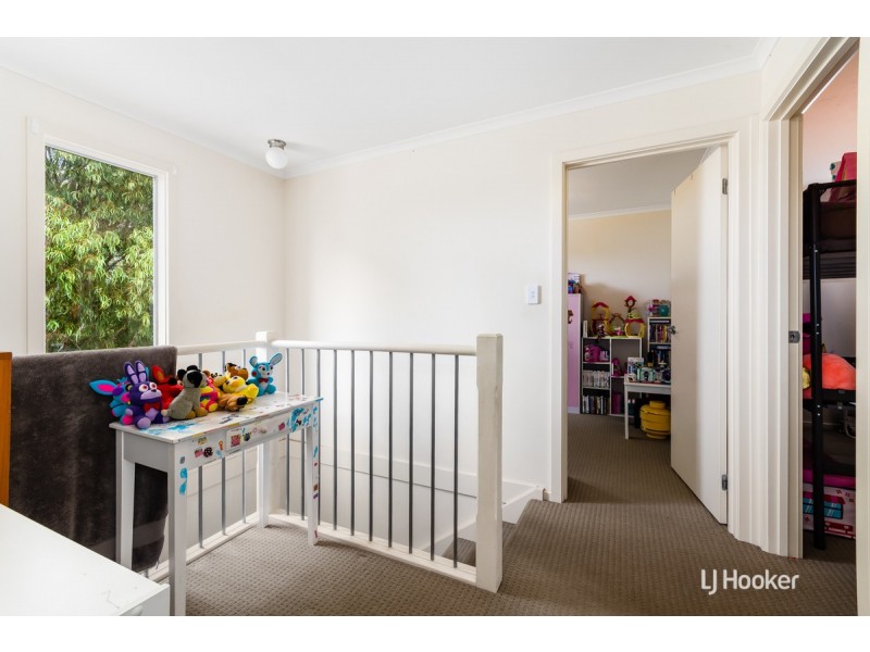 6 Parkside Walk, Smithfield Plains SA 5114