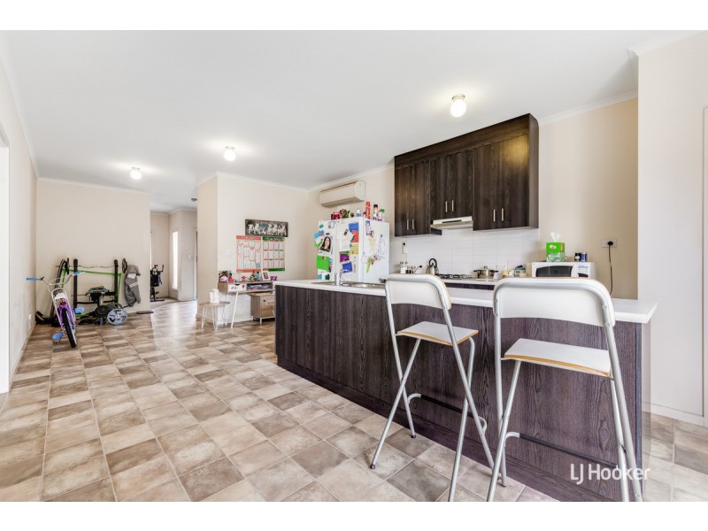 6 Parkside Walk, Smithfield Plains SA 5114