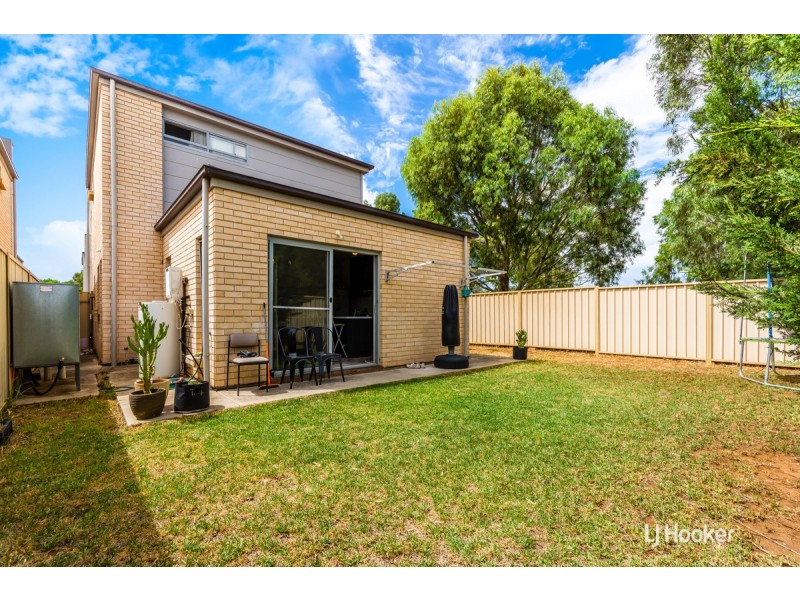 6 Parkside Walk, Smithfield Plains SA 5114