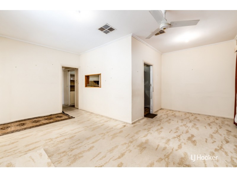 118 Ridley Road, Elizabeth South SA 5112