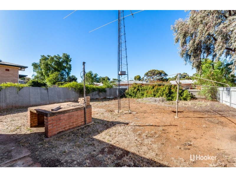 6 Brady Street, Elizabeth Downs SA 5113