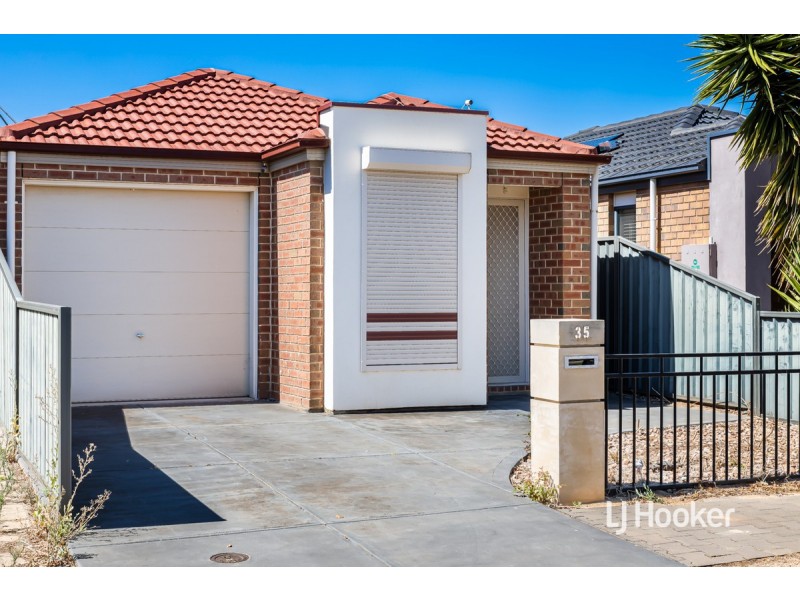 35 Riesling Crescent, Andrews Farm SA 5114