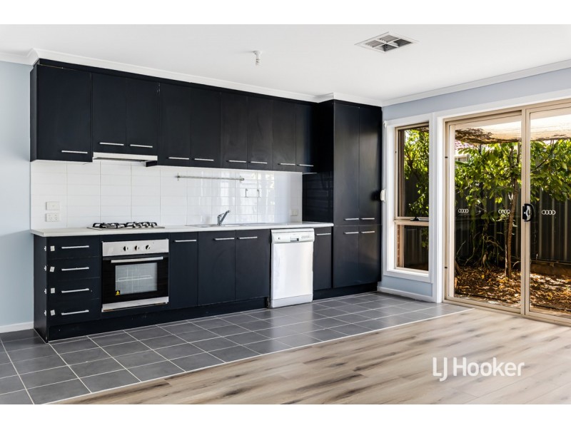 35 Riesling Crescent, Andrews Farm SA 5114