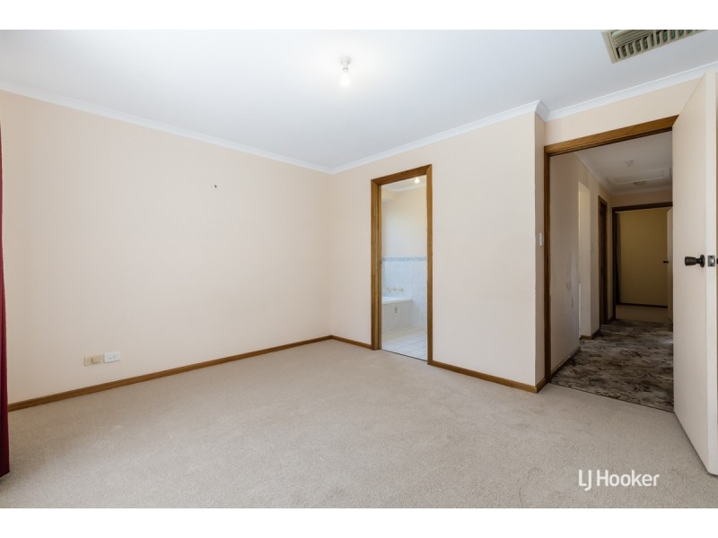 6 Goldwyn Avenue, Salisbury Downs SA 5108